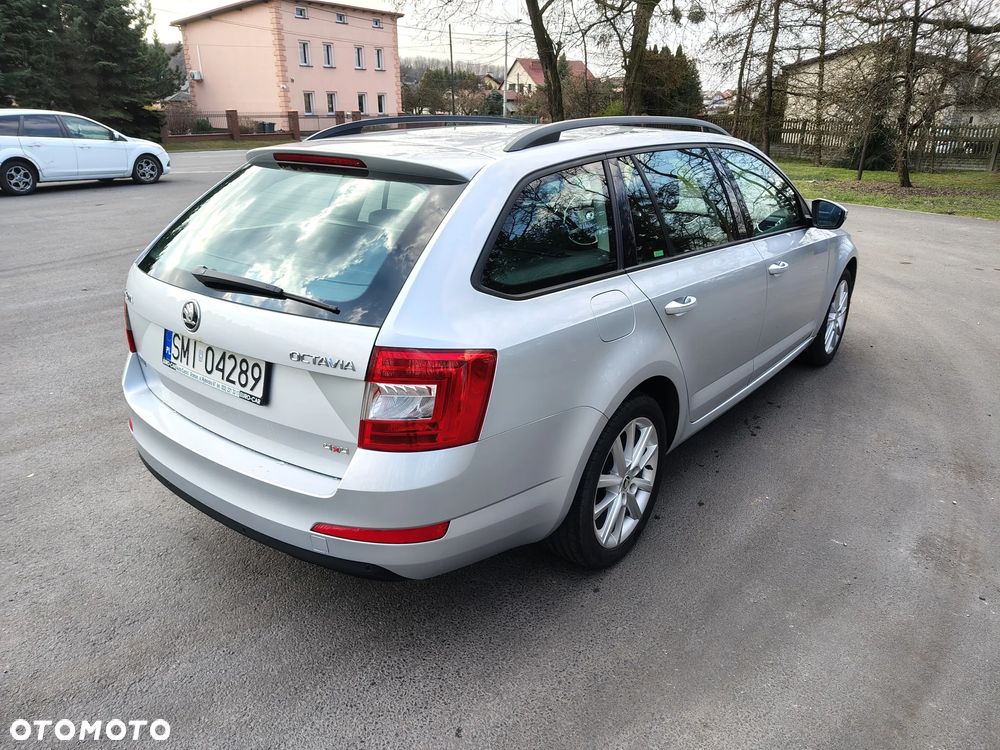 Skoda Octavia 2.0 TDI 4x4 Elegance - 4