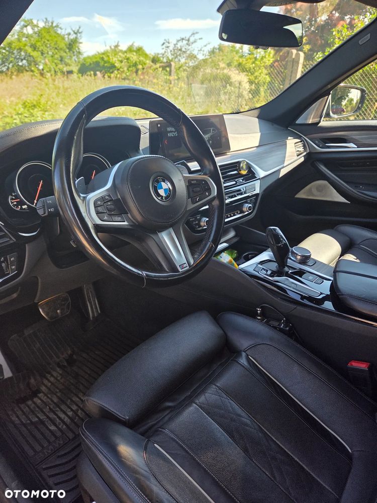 BMW Seria 5 540i xDrive M Sport sport - 9