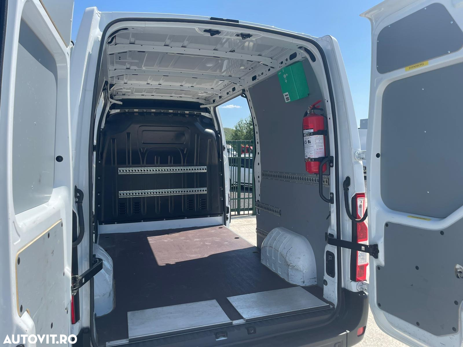 Renault Master LIFT SPATE USA DUBLA LATERALA - 16
