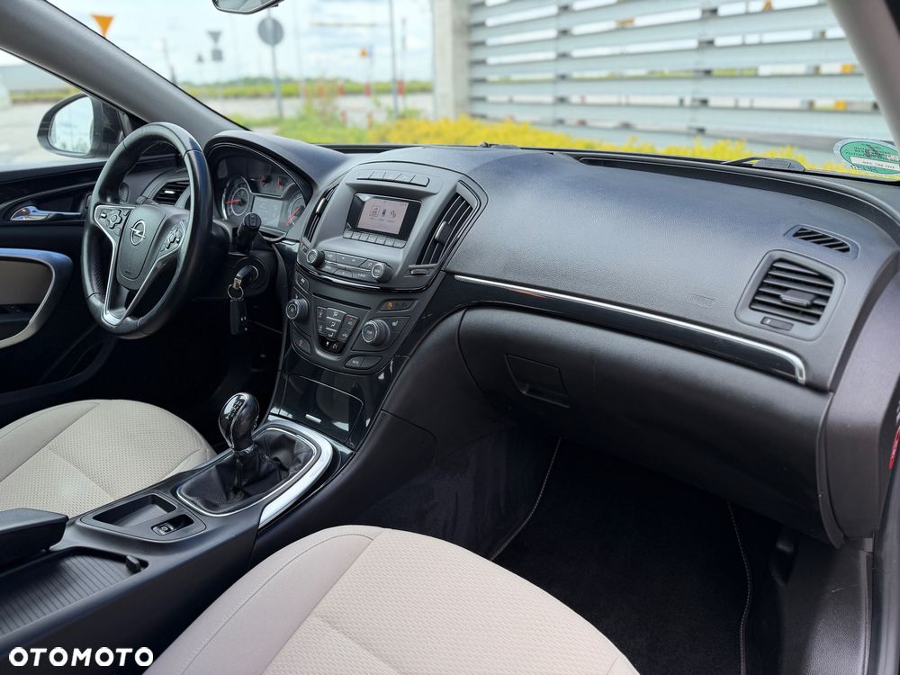 Opel Insignia 1.6 T Edition S&S - 24