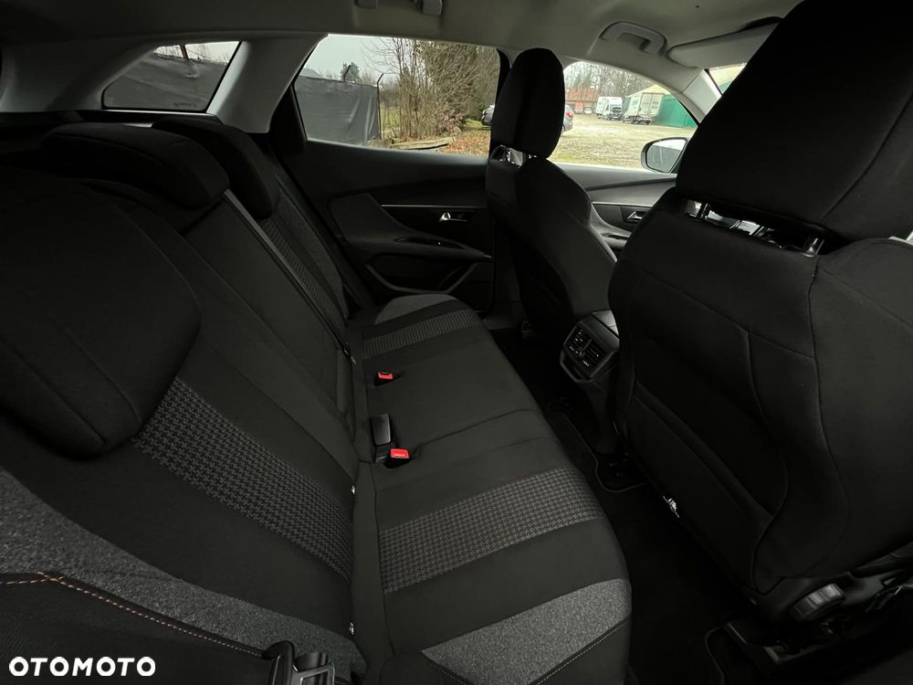 Peugeot 3008 BlueHDi 120 Stop & Start Allure - 19