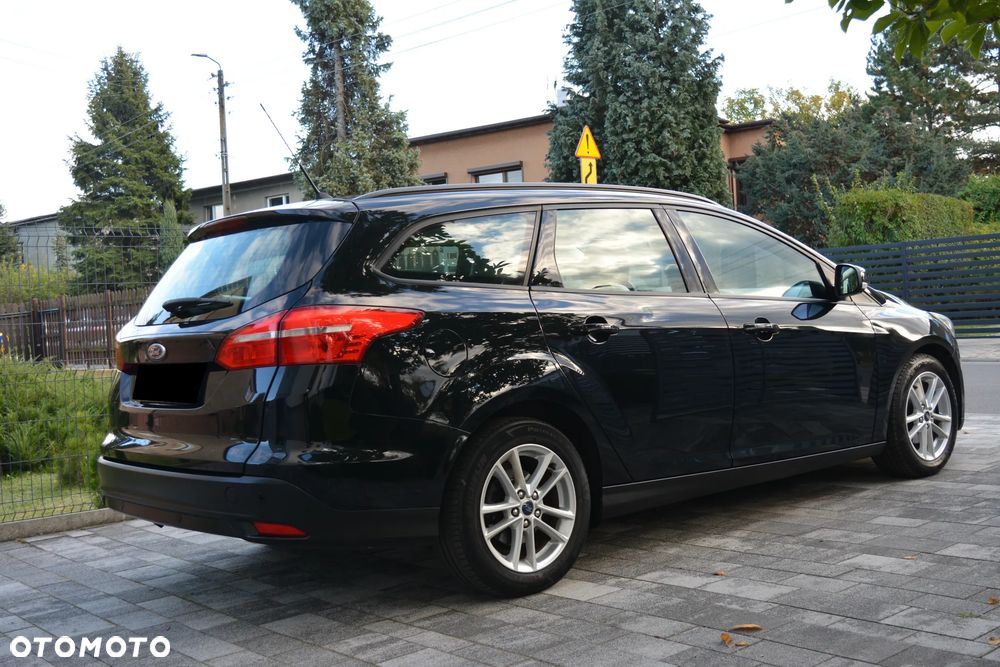 Ford Focus 1.0 EcoBoost Titanium - 16
