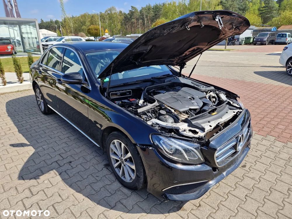 Mercedes-Benz Klasa E 200 d 9G-TRONIC - 15