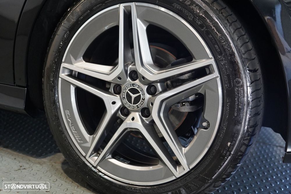 Mercedes-Benz A 200 d AMG Line Aut. - 33