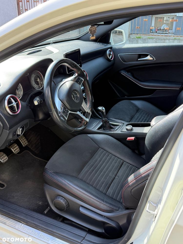 Mercedes-Benz Klasa A 200 AMG Line - 14