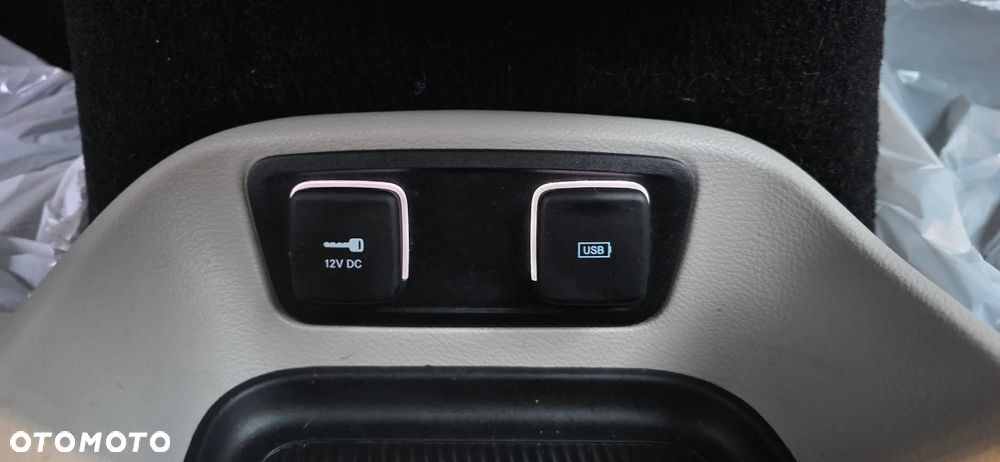 Chrysler Pacifica - 18