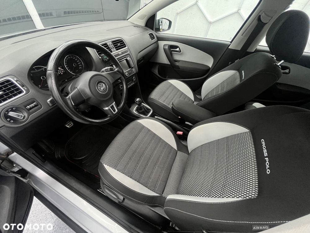 Volkswagen Polo Cross - 18