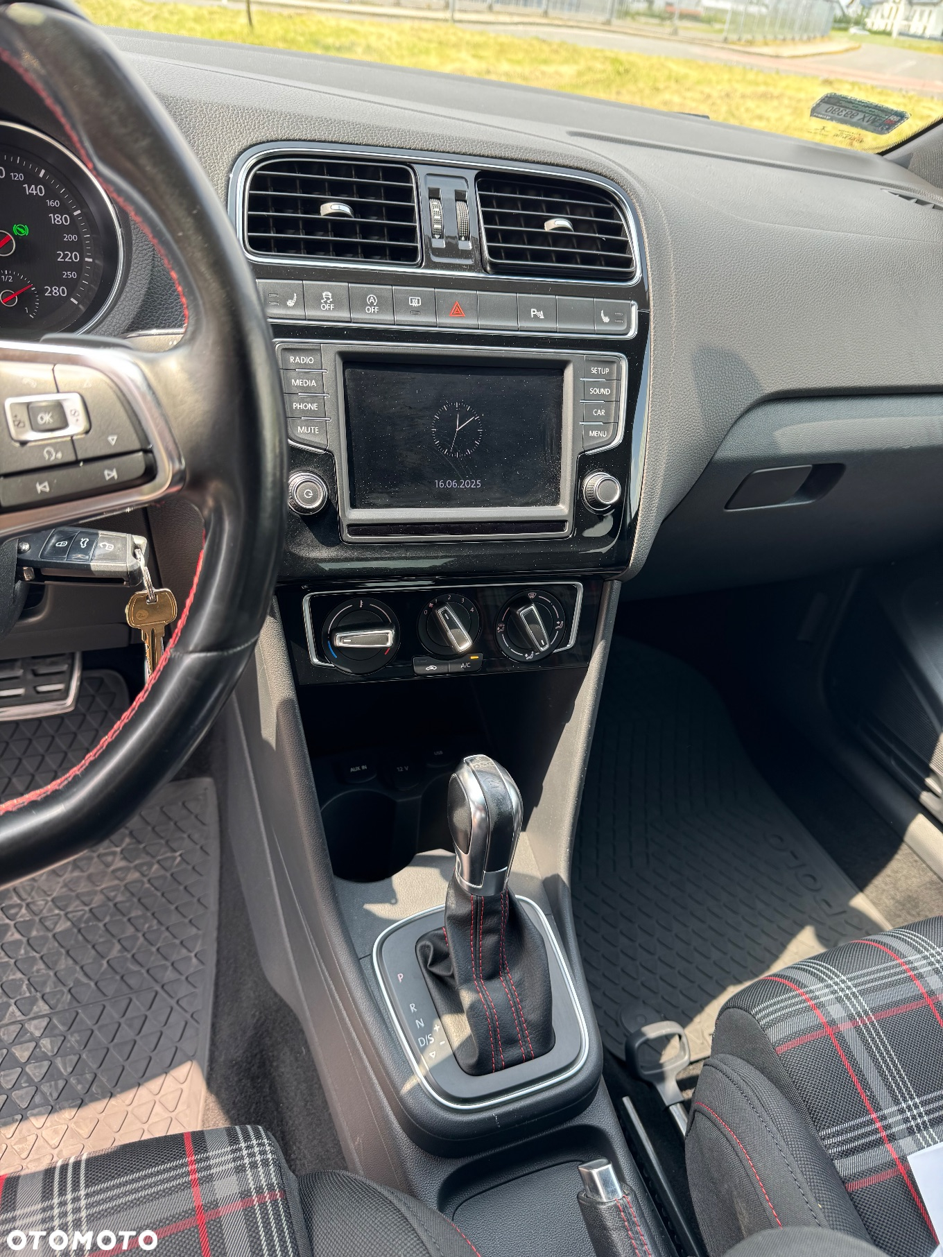 Volkswagen Polo 1.8 TSI BMT GTI DSG - 8