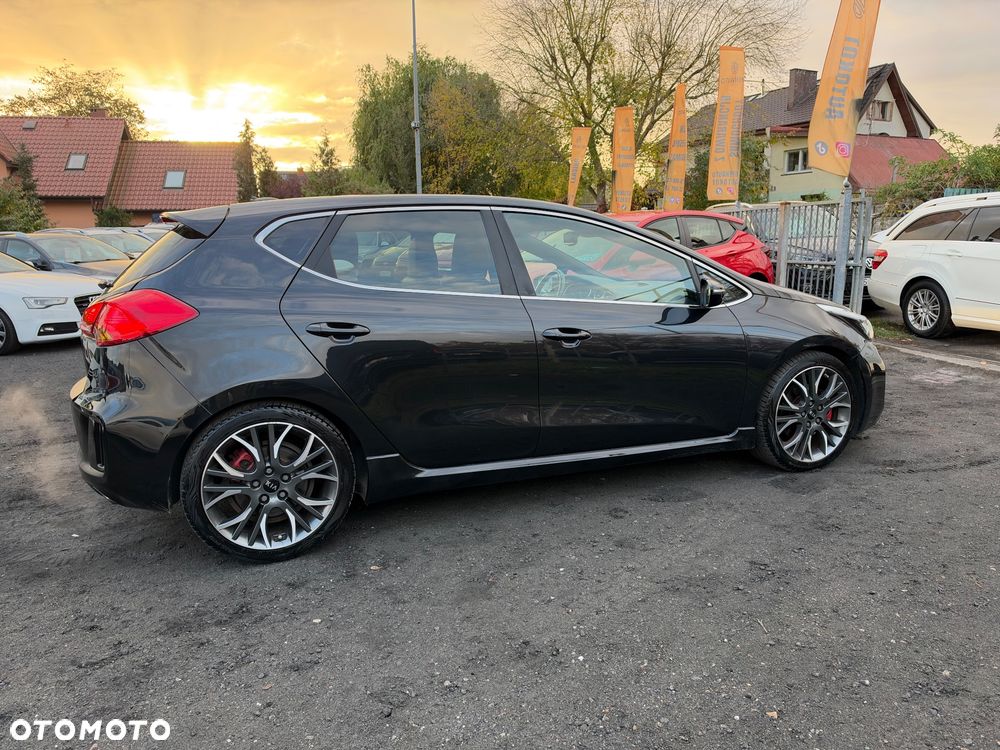 Kia Ceed - 39