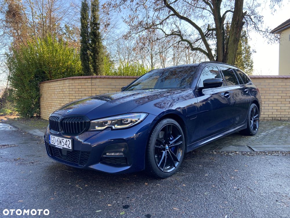 BMW Seria 3 330e M Sport - 3