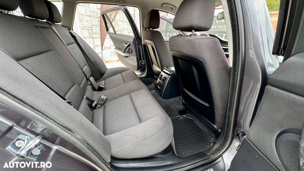 BMW Seria 3 320d - 9