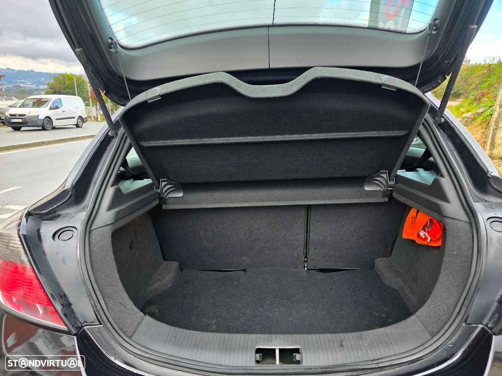 Opel Astra GTC 1.7 CDTI Sport - 18