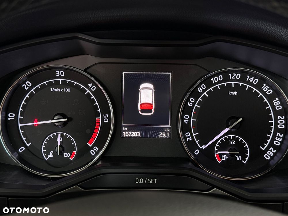 Skoda Superb 2.0 TDI DSG Style - 12