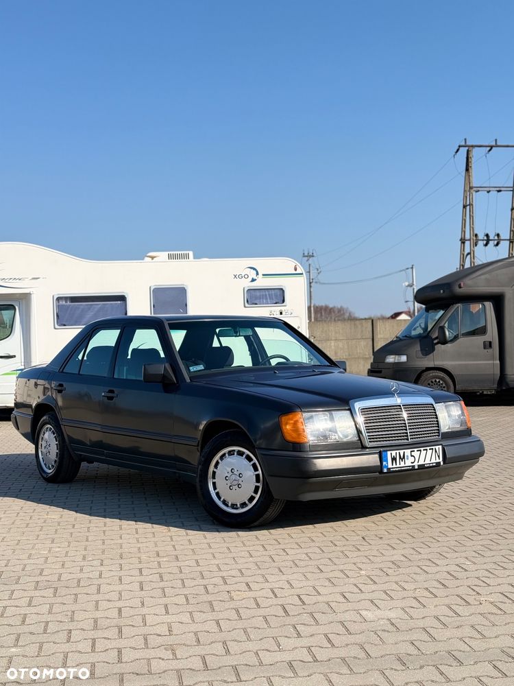 Mercedes-Benz W124 (1984-1993) - 1