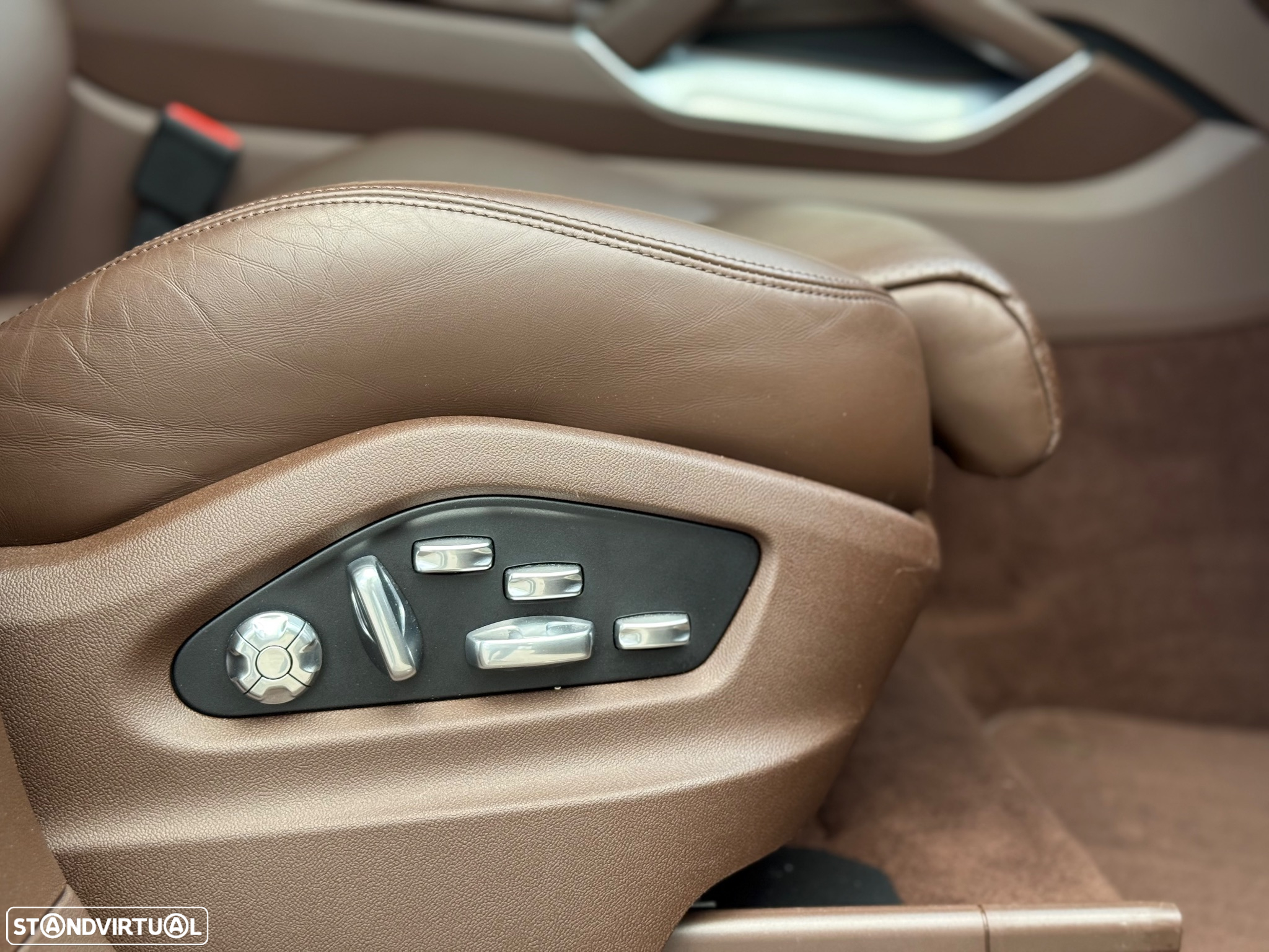 Porsche Cayenne Coupé Turbo S E-Hybrid - 30