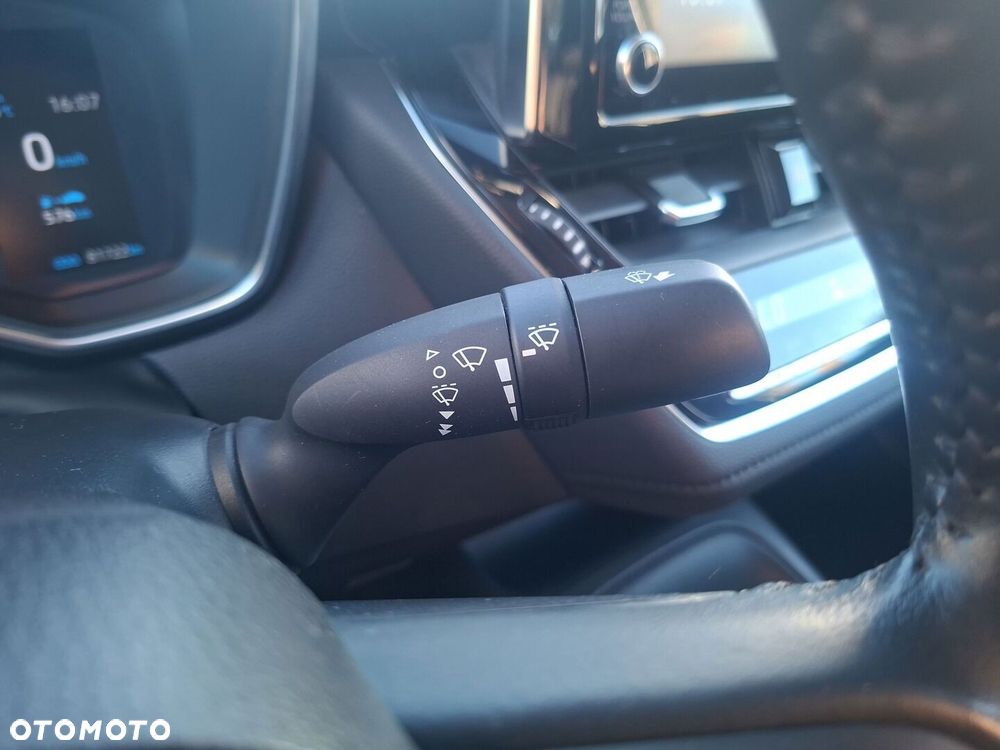 Toyota Corolla - 21