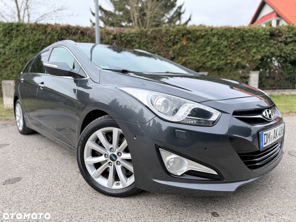 Hyundai i40 Kombi 1.7 CRDi DCT Premium - 3