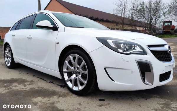 Opel Insignia 2.8 V6 Turbo Sports Tourer 4x4 Automatik OPC
