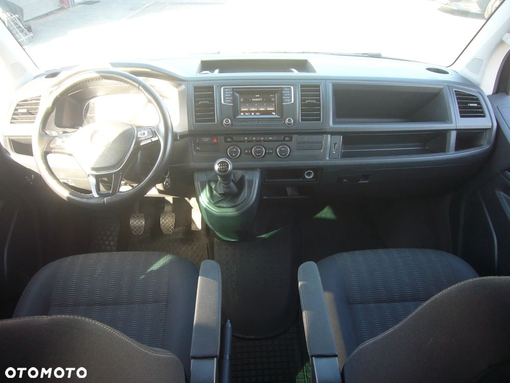 Volkswagen Caravelle 2.0 TDI L1 Comfortline - 15