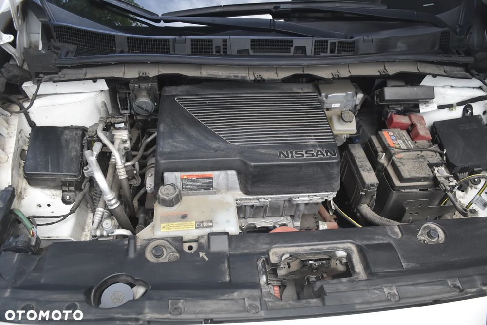 Nissan Leaf - 12
