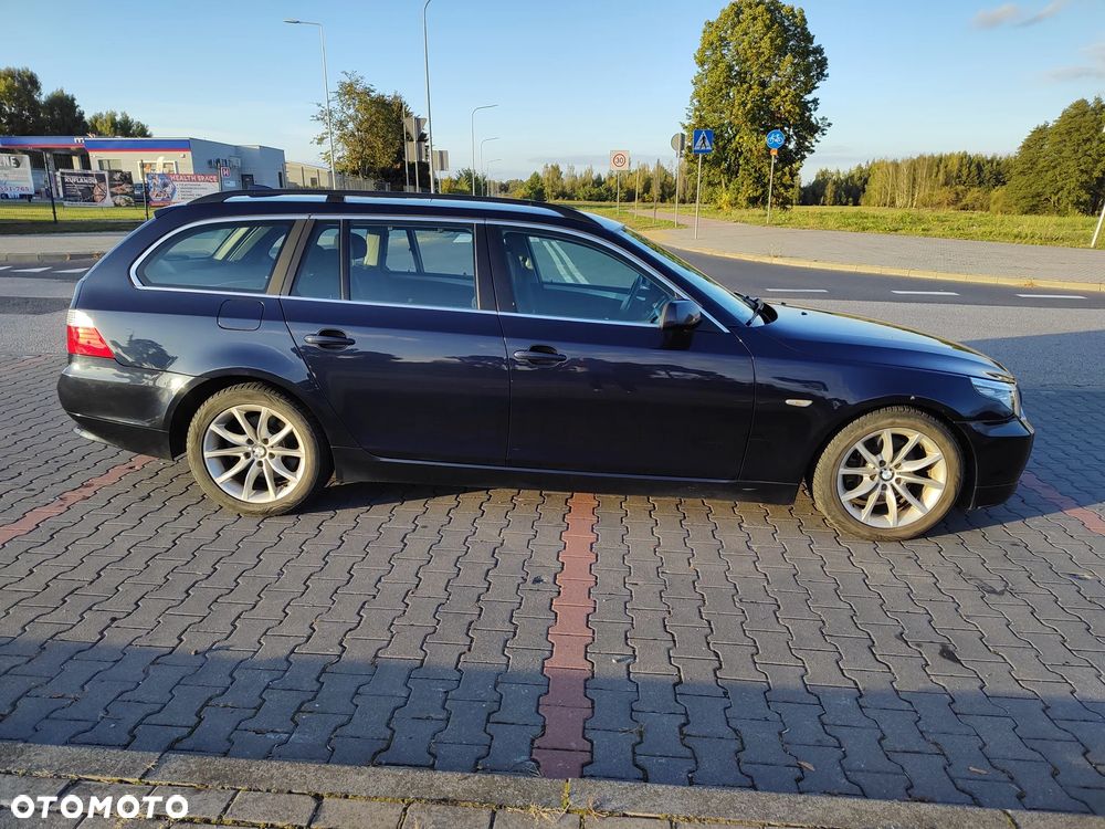 BMW Seria 5 530d Touring - 3