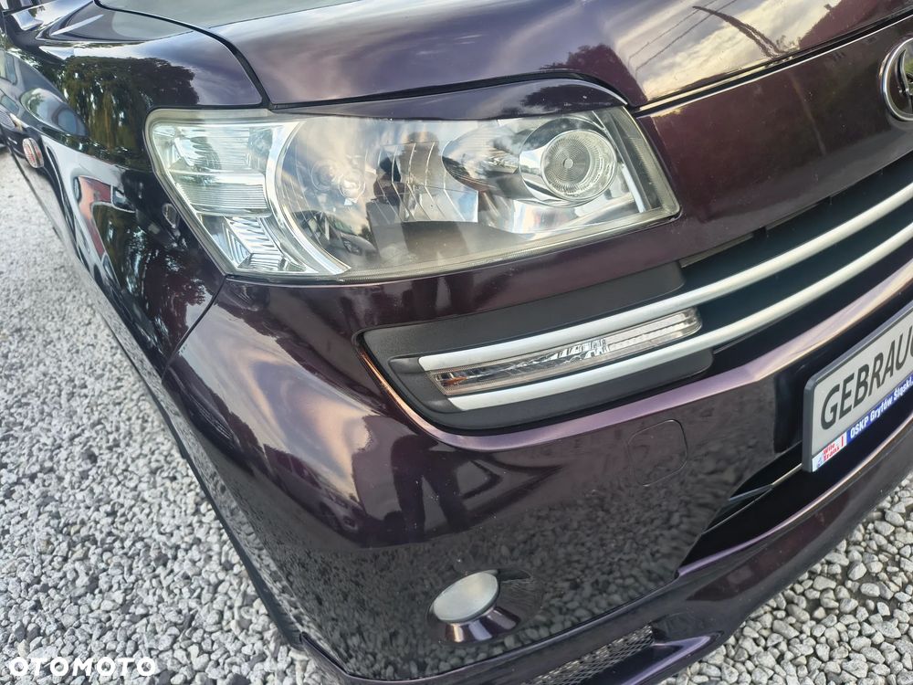 Daihatsu Materia 1.5 black edition - 12