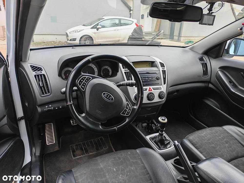 Kia ProCeed 1.6 Crdi Comfort - 13