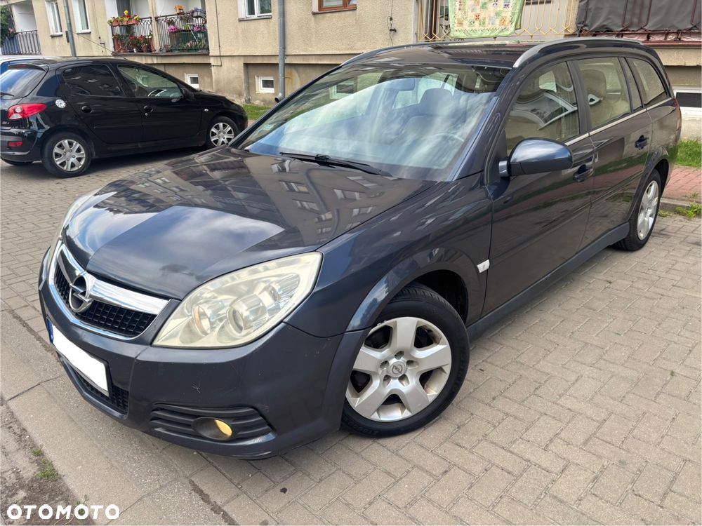 Opel Vectra 1.9 CDTI Essentia - 1