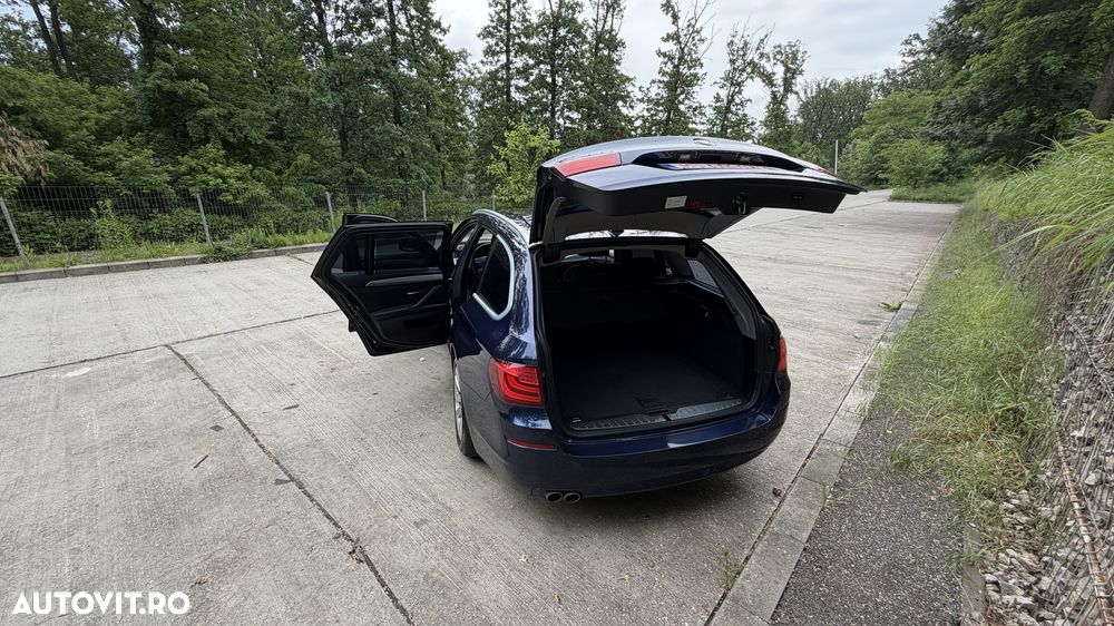 BMW Seria 5 520d Aut. - 10