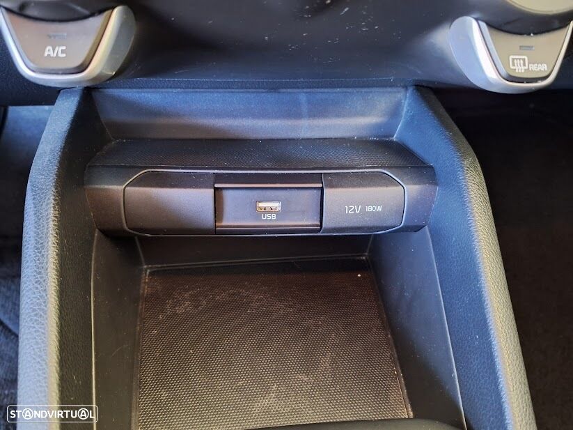 Kia Stonic - 19