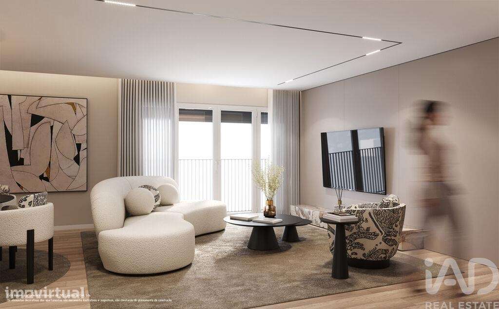 Apartamento T3 em Laranjeiro e Feijó de 121,00 m2 - Grande imagem: 2/12