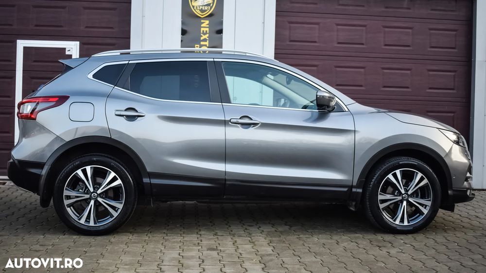 Nissan Qashqai 1.6 DIG-T TEKNA - 11
