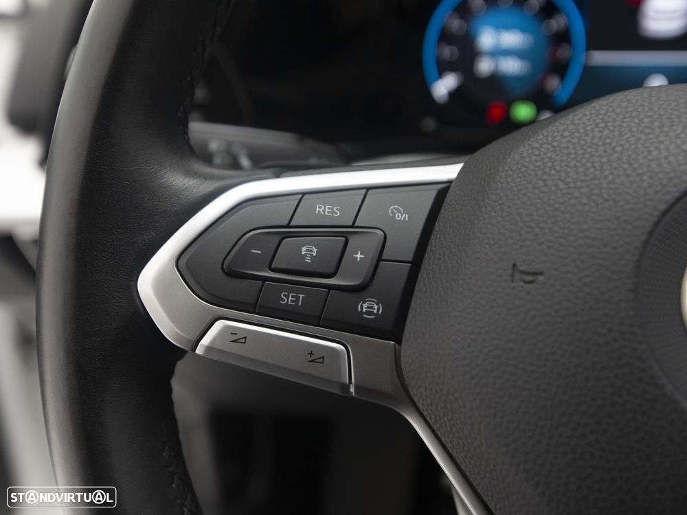 VW Golf 1.5 TGI DSG Life - 18