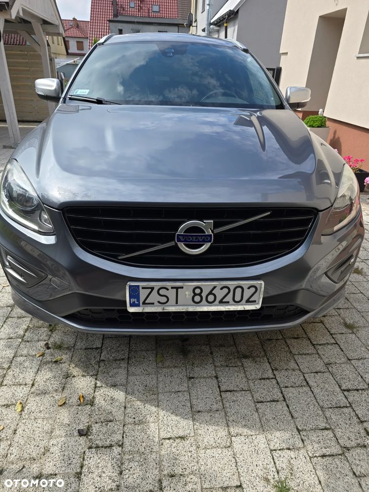 Volvo XC 60 D4 Drive-E R-Design Kinetic - 2