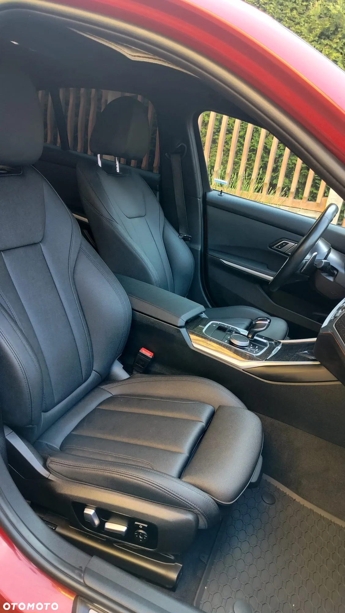 BMW Seria 3 330i xDrive M Sport - 33