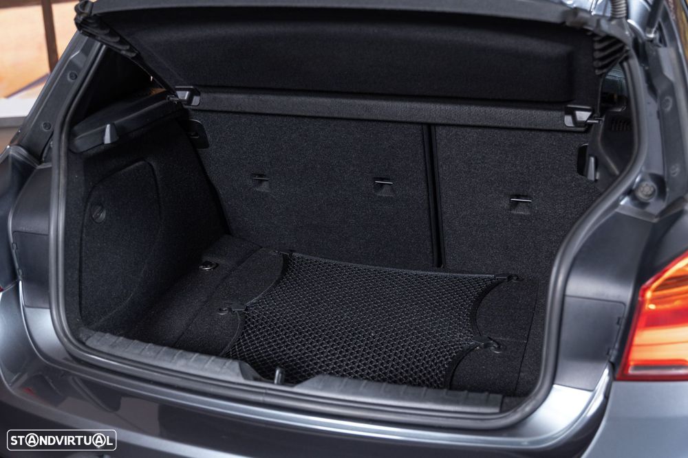 BMW 116 d Pack M - 8