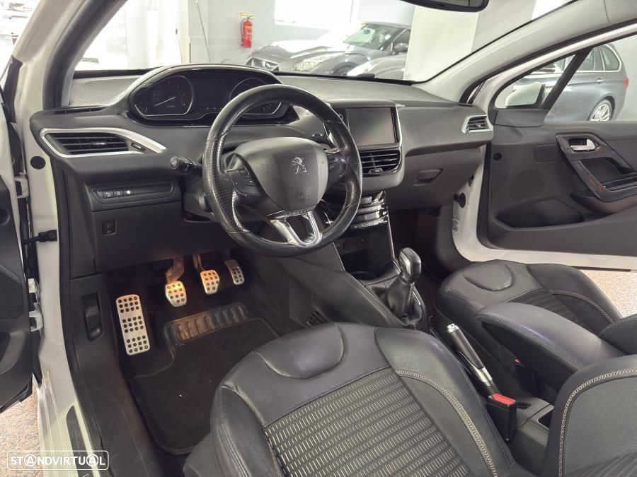 Peugeot 208 1.6 BlueHDi Allure - 7