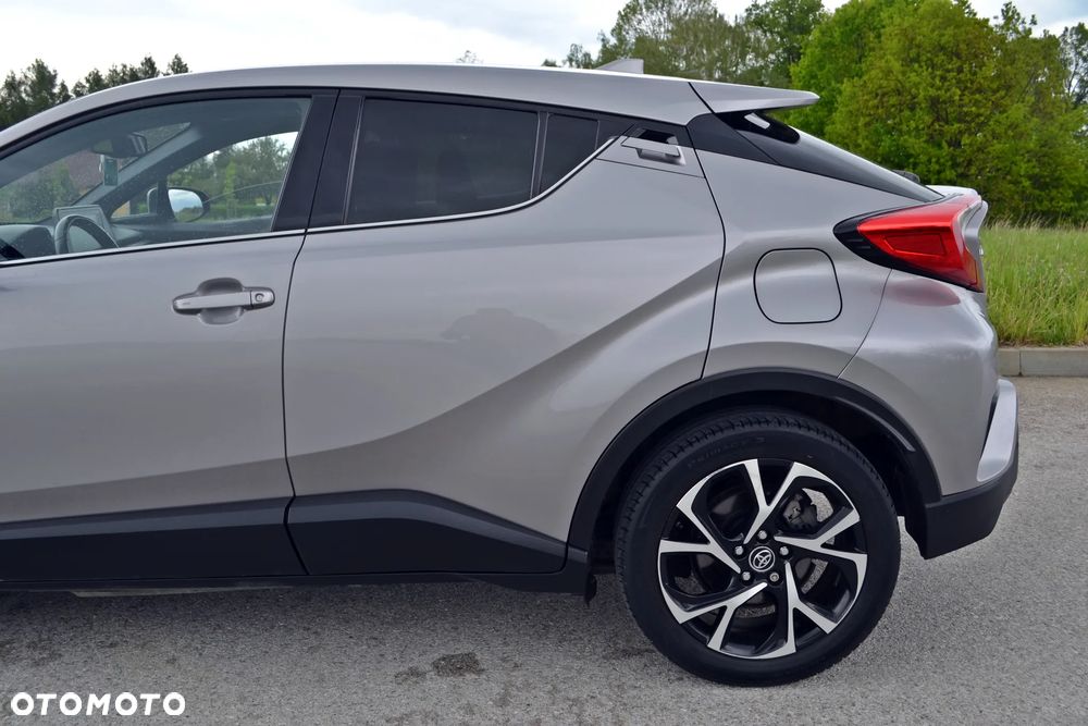 Toyota C-HR - 9
