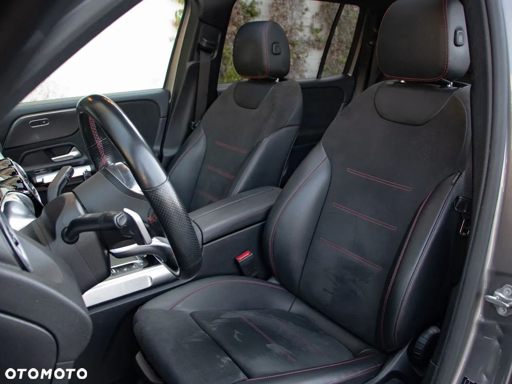 Mercedes-Benz GLB 220 d 4-Matic AMG Line 8G-DCT - 16