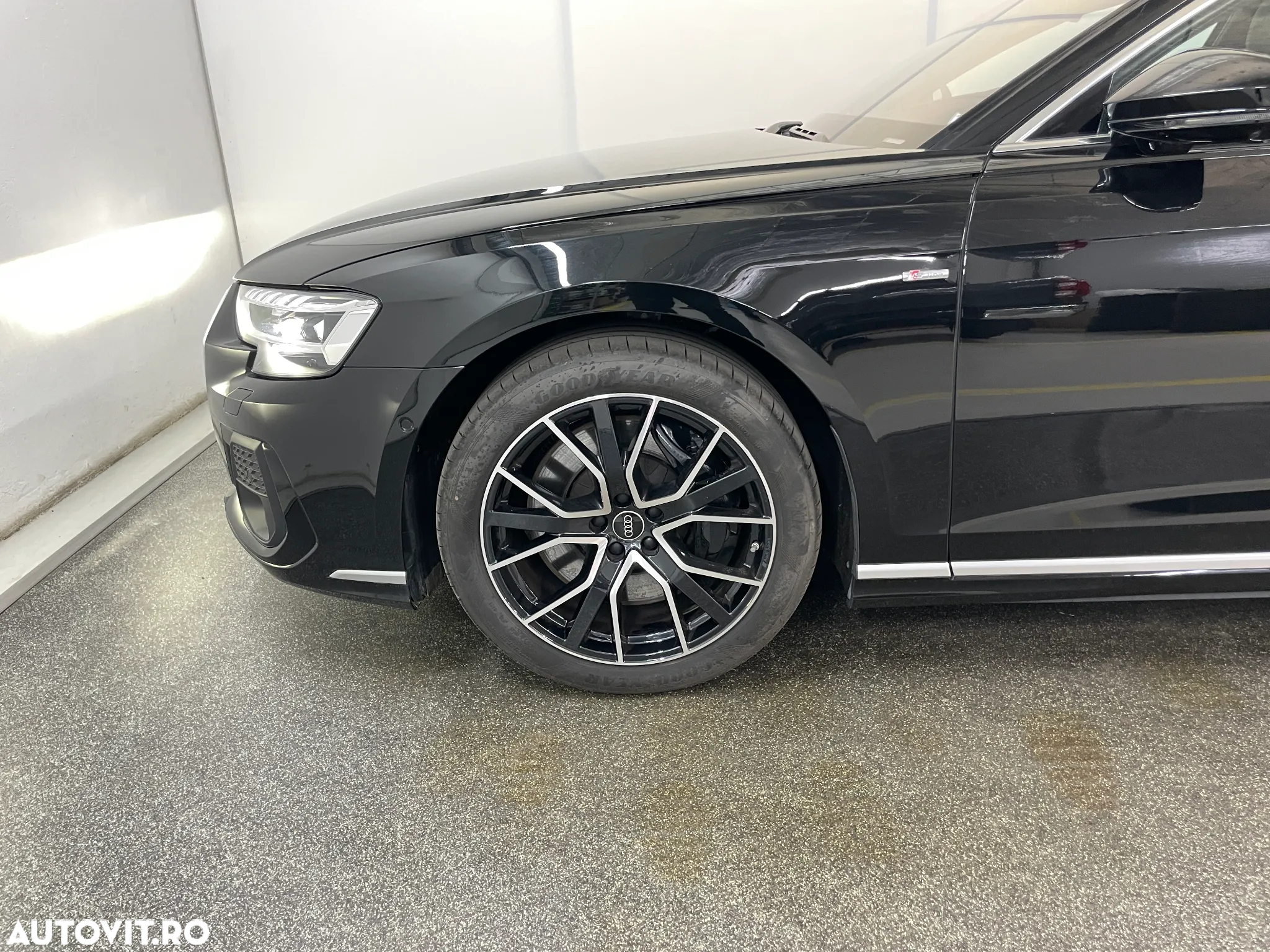 Audi A8 A8L 60 TFSI e quattro Tiptronic PHEV - 4