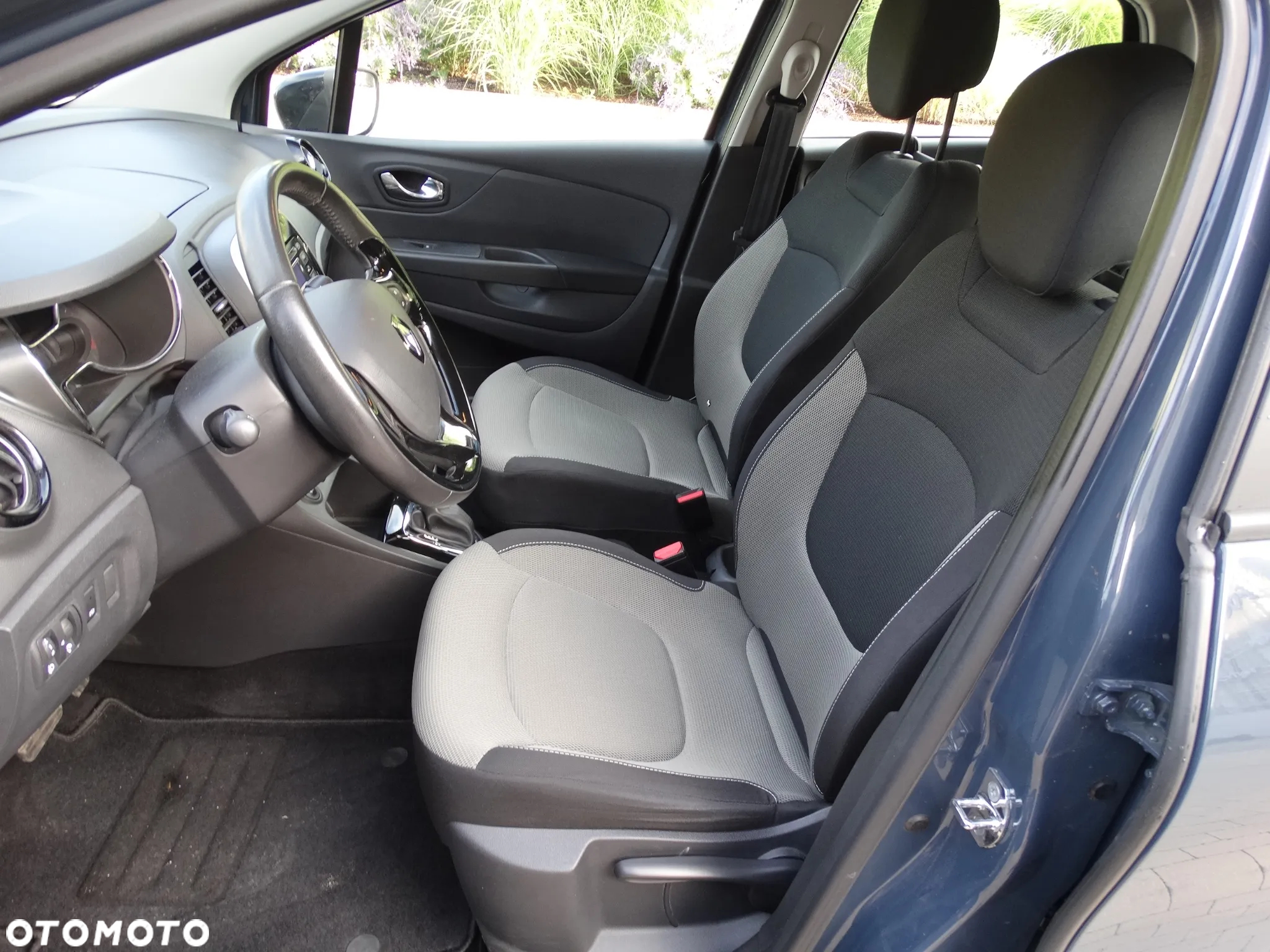 Renault Captur 1.2 Energy TCe Intens EDC EU6 - 26