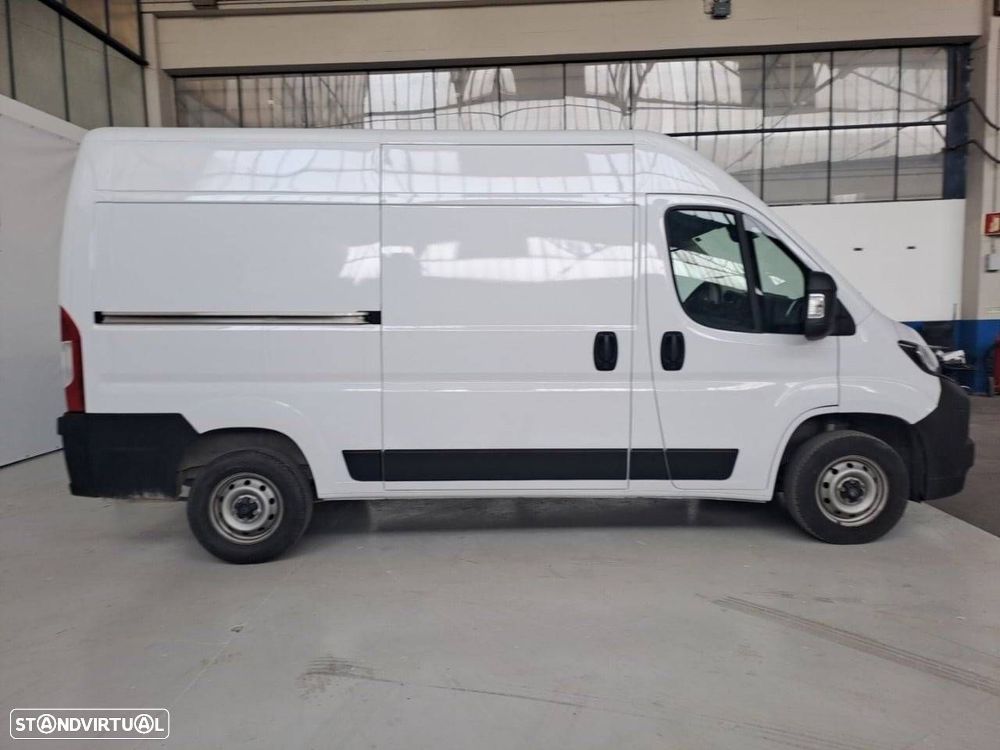 Peugeot Boxer 2.2 BlueHDi 140 L2H2 - - 4