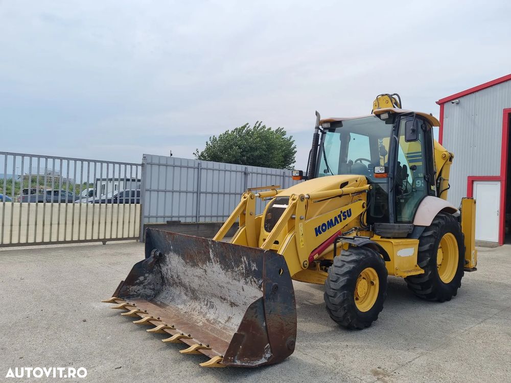 Komatsu WB 93R 5 - 6