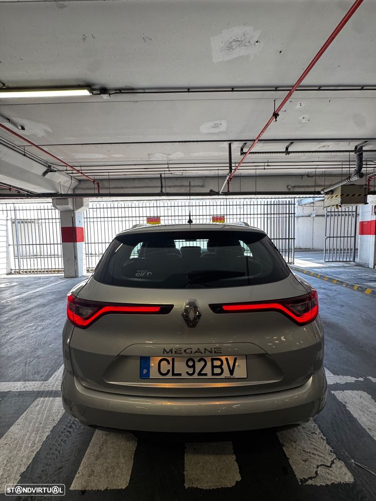 Renault Mégane 1.5 dCi Dynamique S EDC - 10
