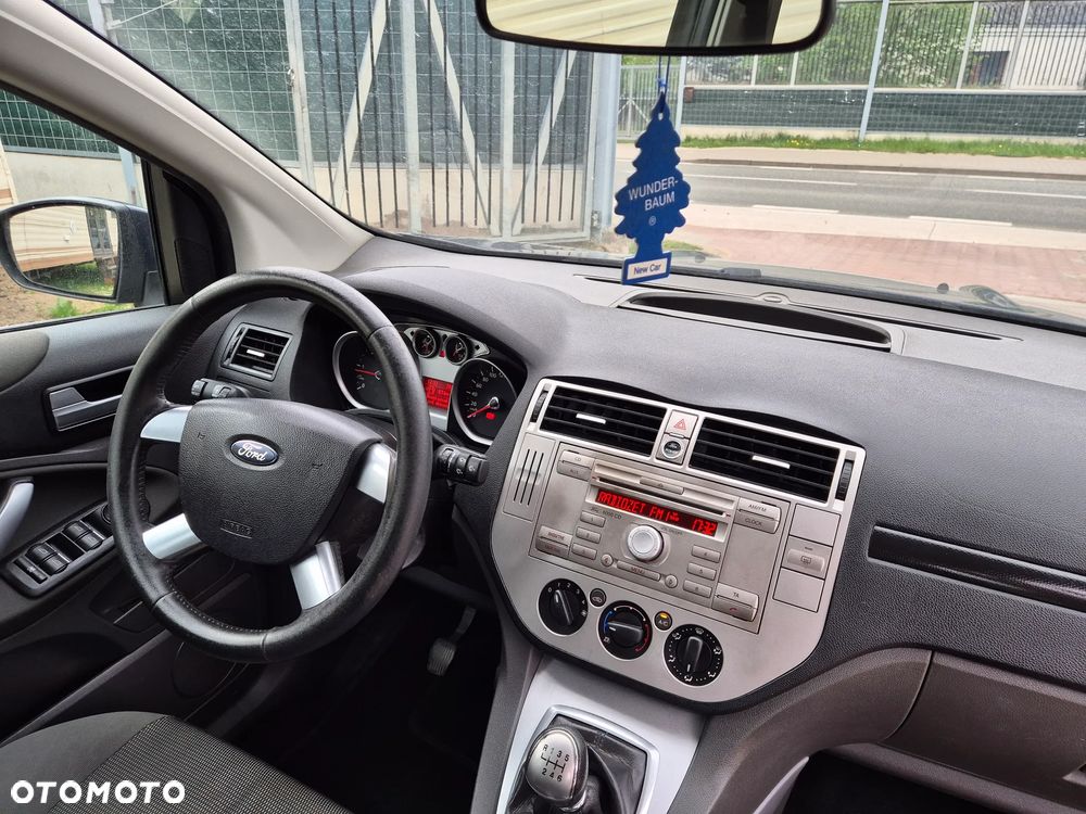 Ford Kuga 2.0 TDCi 4x4 Titanium - 7