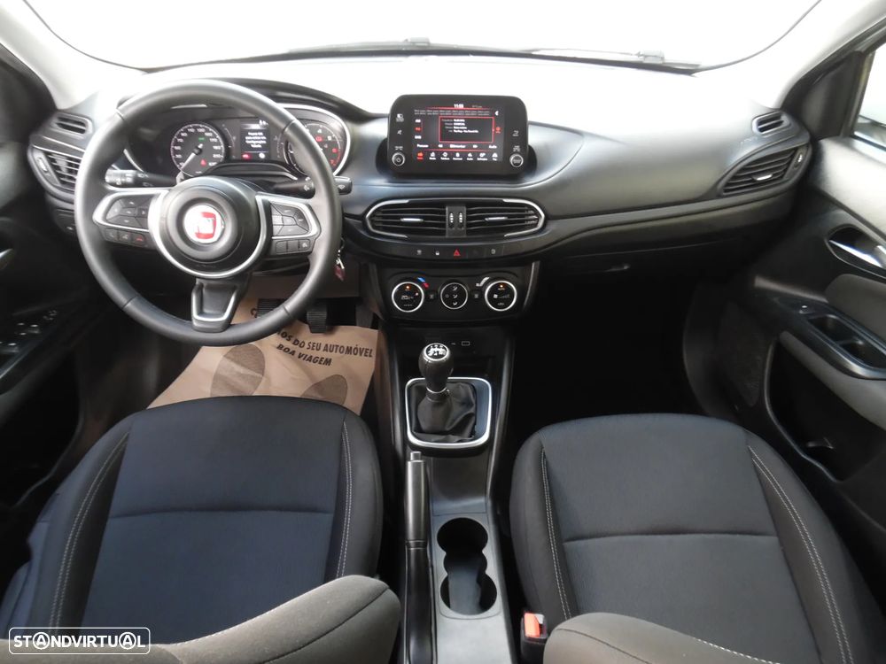Fiat Tipo Station Wagon 1.0 GSE T3 City Life - 11