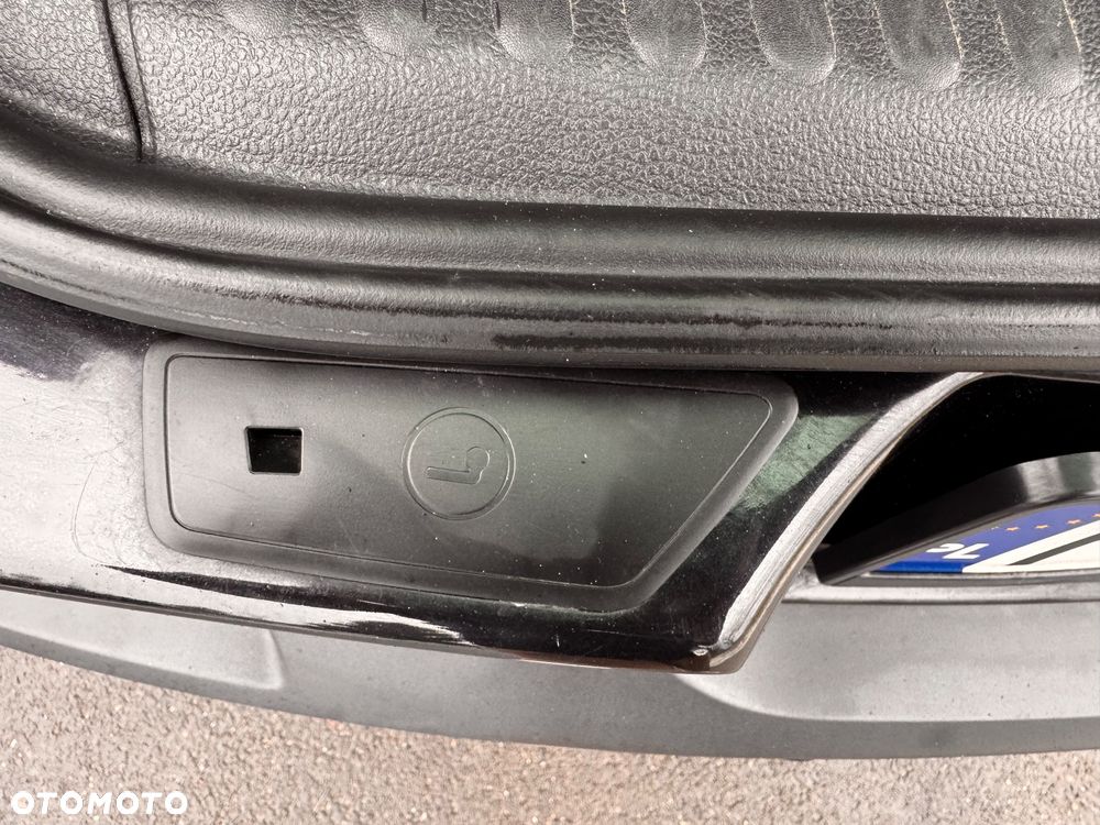 Volkswagen Tiguan 2.0 TDI 4Mot Sport&Style DSG - 23