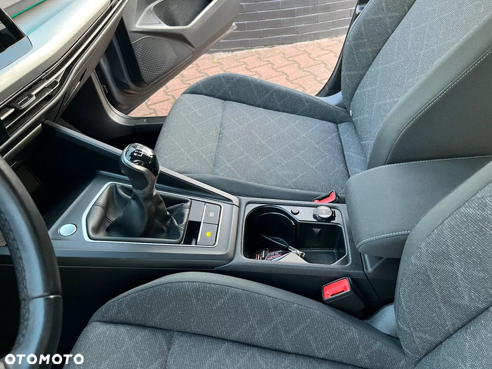 Volkswagen Golf VIII 1.5 TSI EVO Life - 16