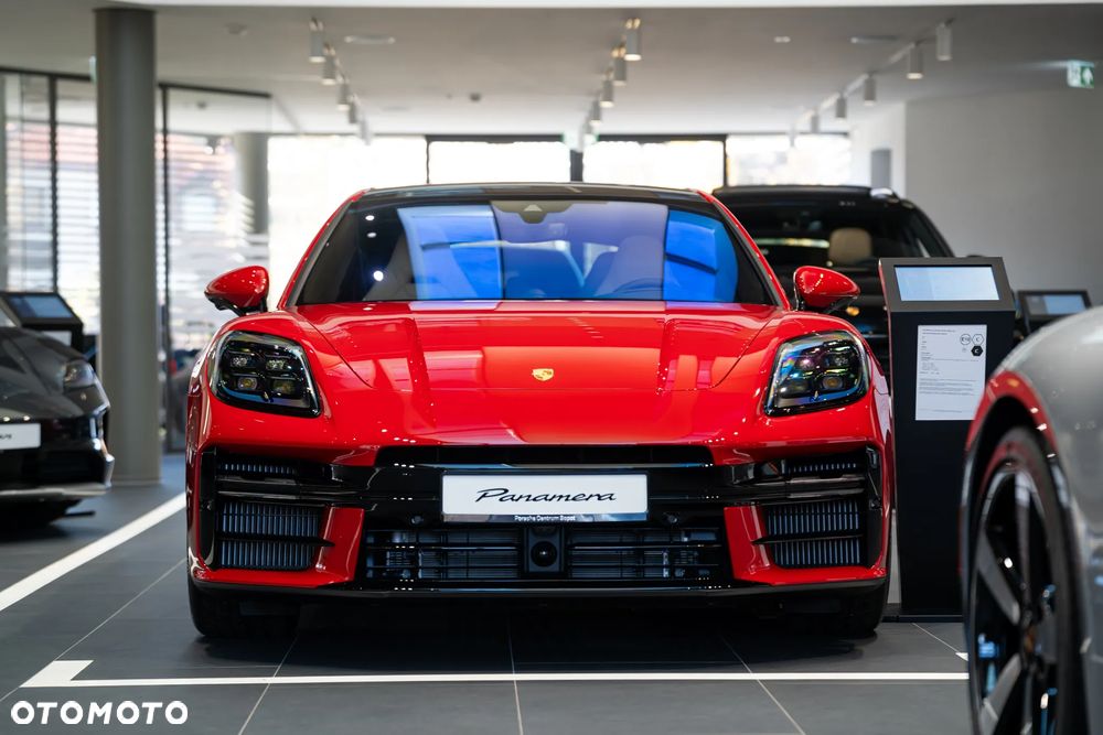 Porsche Panamera - 5