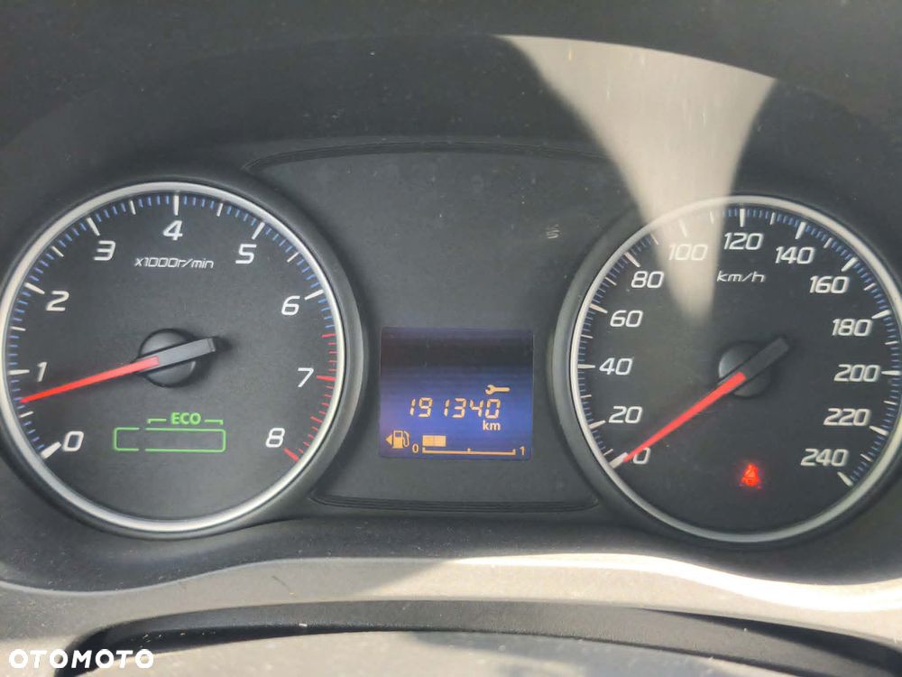Mitsubishi Outlander 2.0 Intense + 2WD - 10
